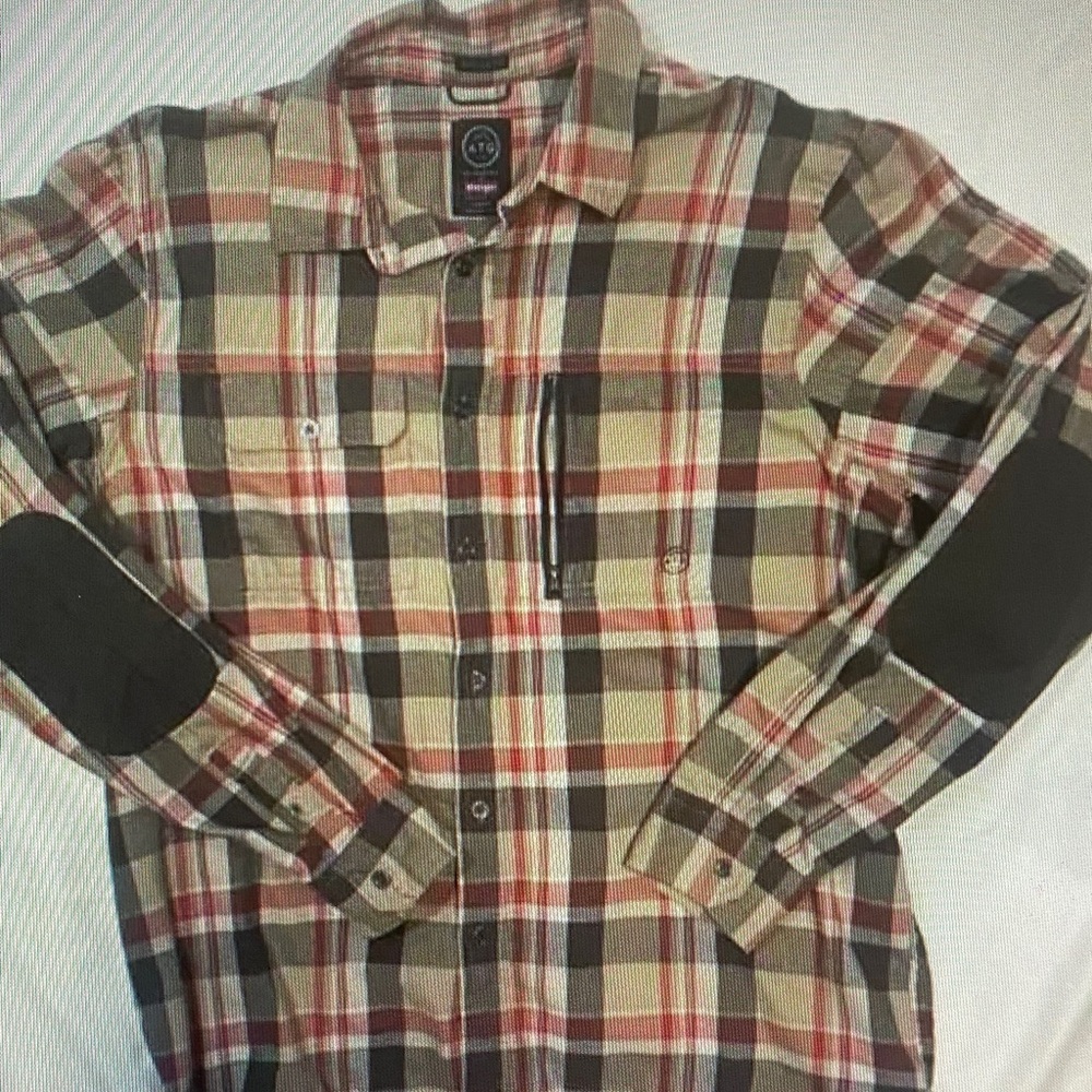 Wrangler Men's Plaid Casual Button Down Shirt - Red, Black, Tan
